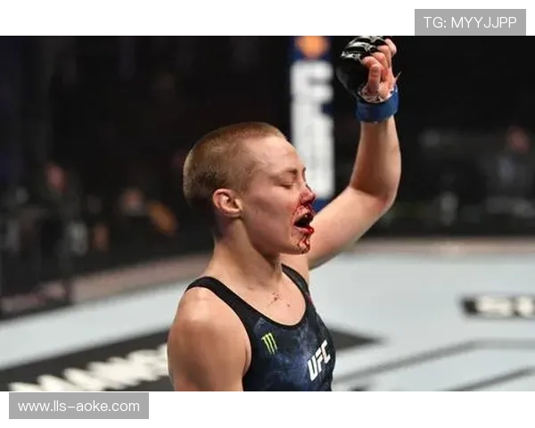 UFC321眼部戳击判罚争议瞬间多角度